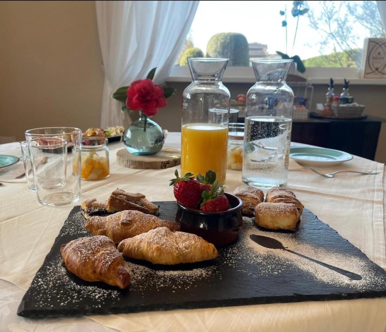 Villa Marchese Lake Maggiore Somma Lombardo Ngoại thất bức ảnh